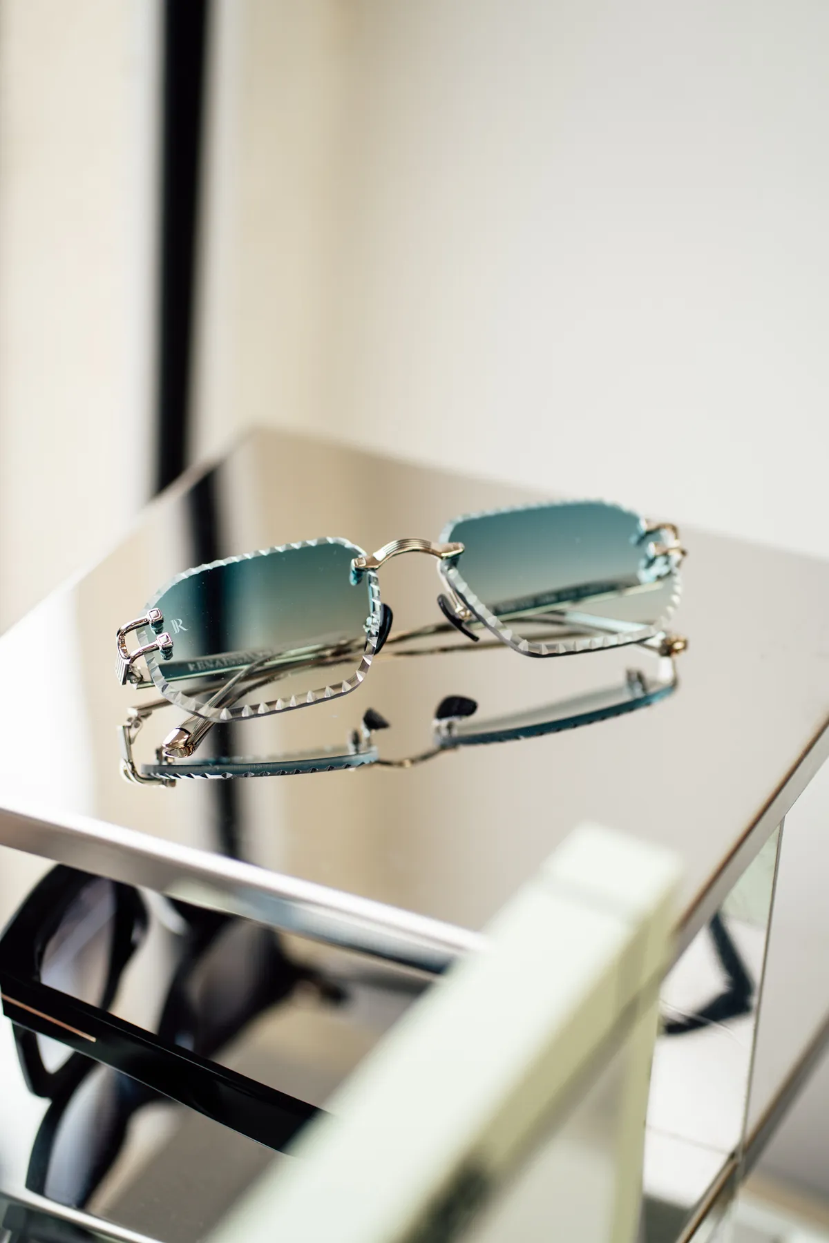 Oz Optic — Opticien lunettes premium, réalisation IKONIQ