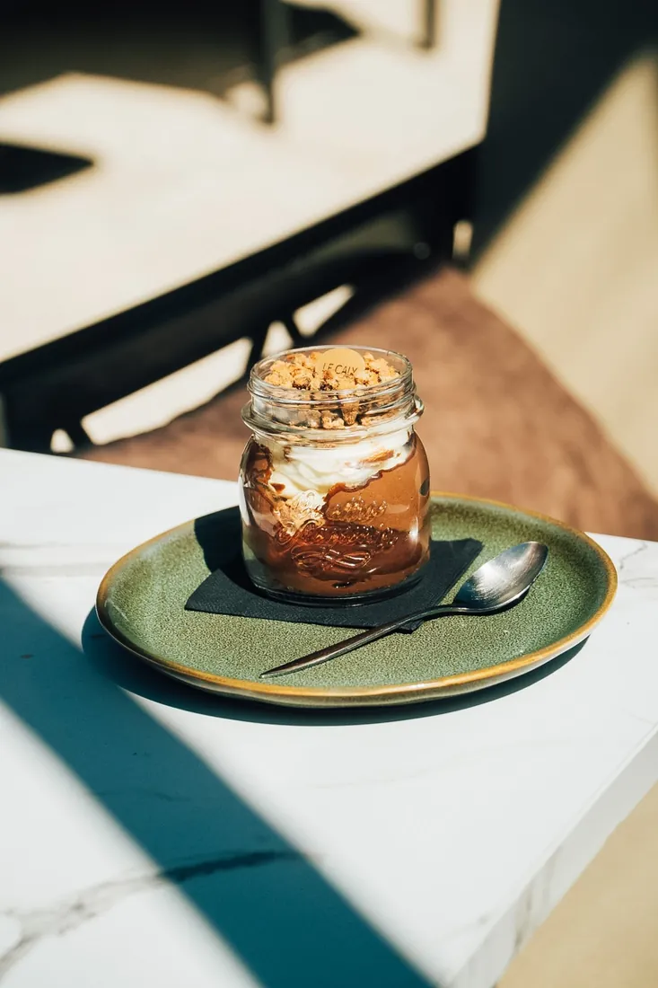 Le Caly — Dessert maison, réalisation IKONIQ