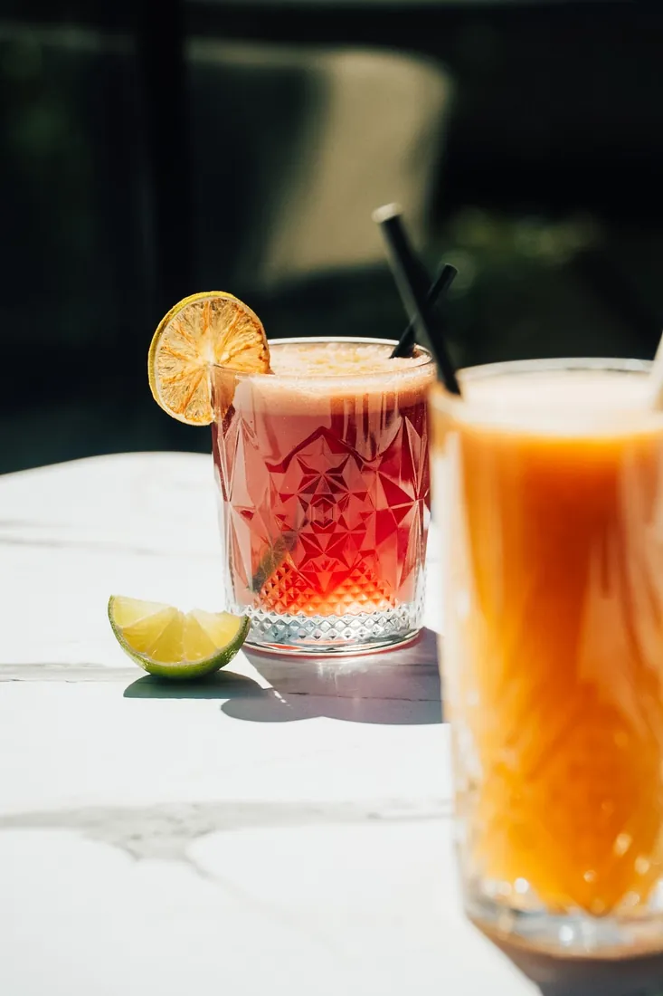 Le Caly — Jus de fruits, réalisation IKONIQ
