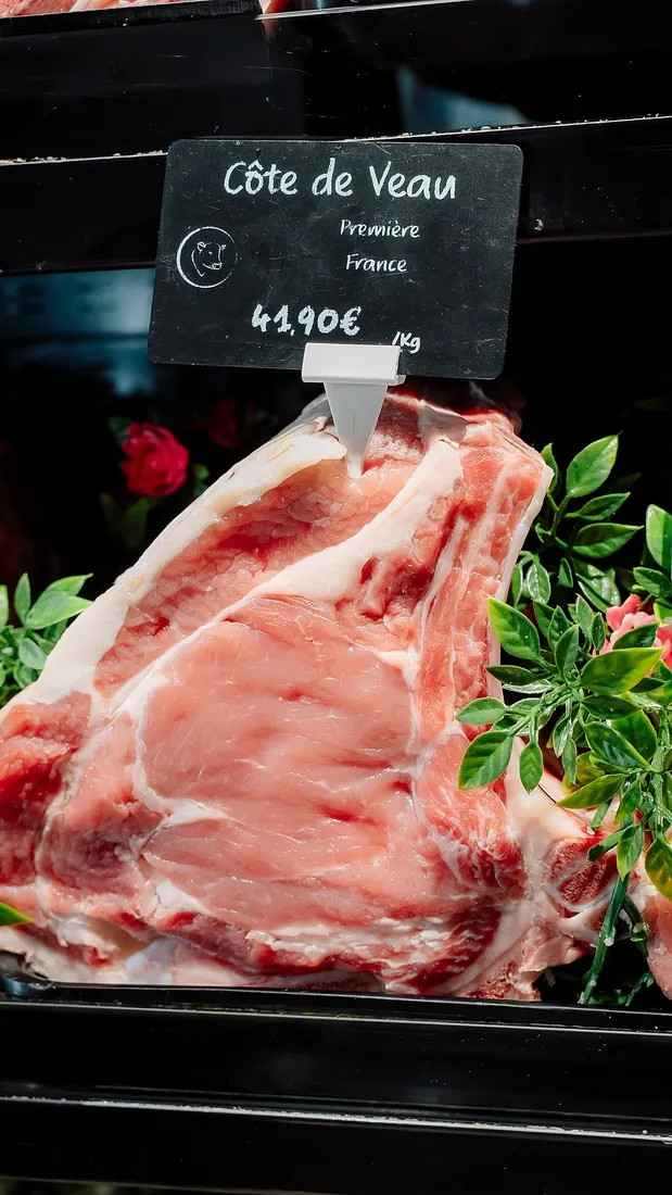 Lili & Raf — Côte de veau, réalisation IKONIQ